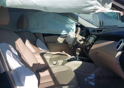 2015 Nissan Rogue Sl z USA, uszkodzony, nr VIN 5N1AT2MV9FC900864